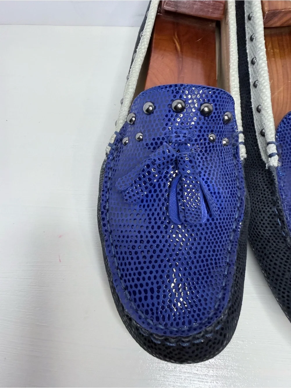 Vaneli Blue and Black Tassel Loafers with Stud Accents Tassles Size 9.5M